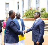 Katikkiro akubiriza okufuna Abasawo n’Abazaalisa abakugu mu Uganda